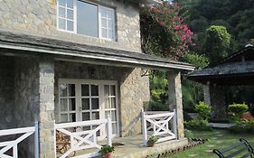 The Begnas Lake Resort & Villas